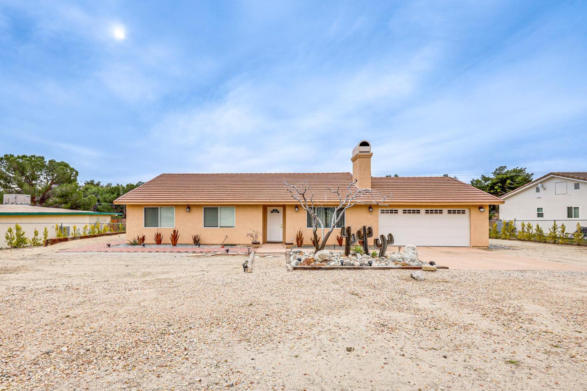 Updated Abode 22 Mi To Joshua Tree National Park! モロンゴ・バレー エクステリア 写真